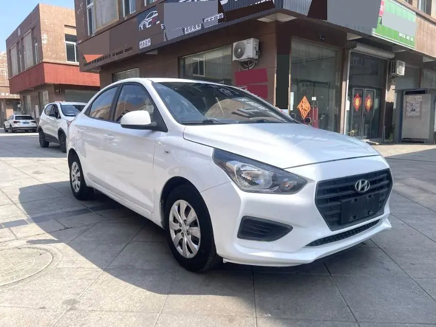 2017 Hyundai Accent - Main View