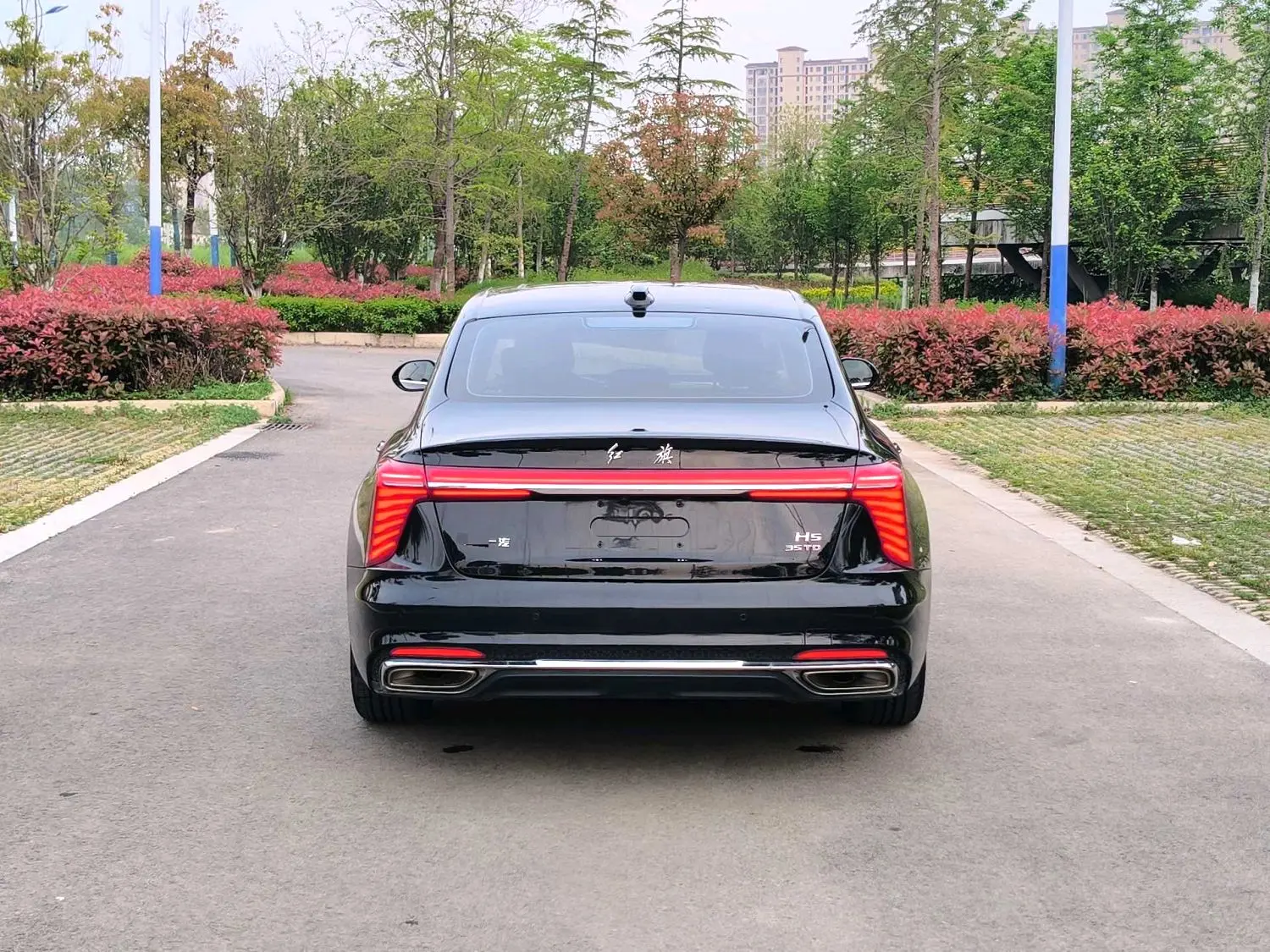 2023 Hongqi H5 - Main View