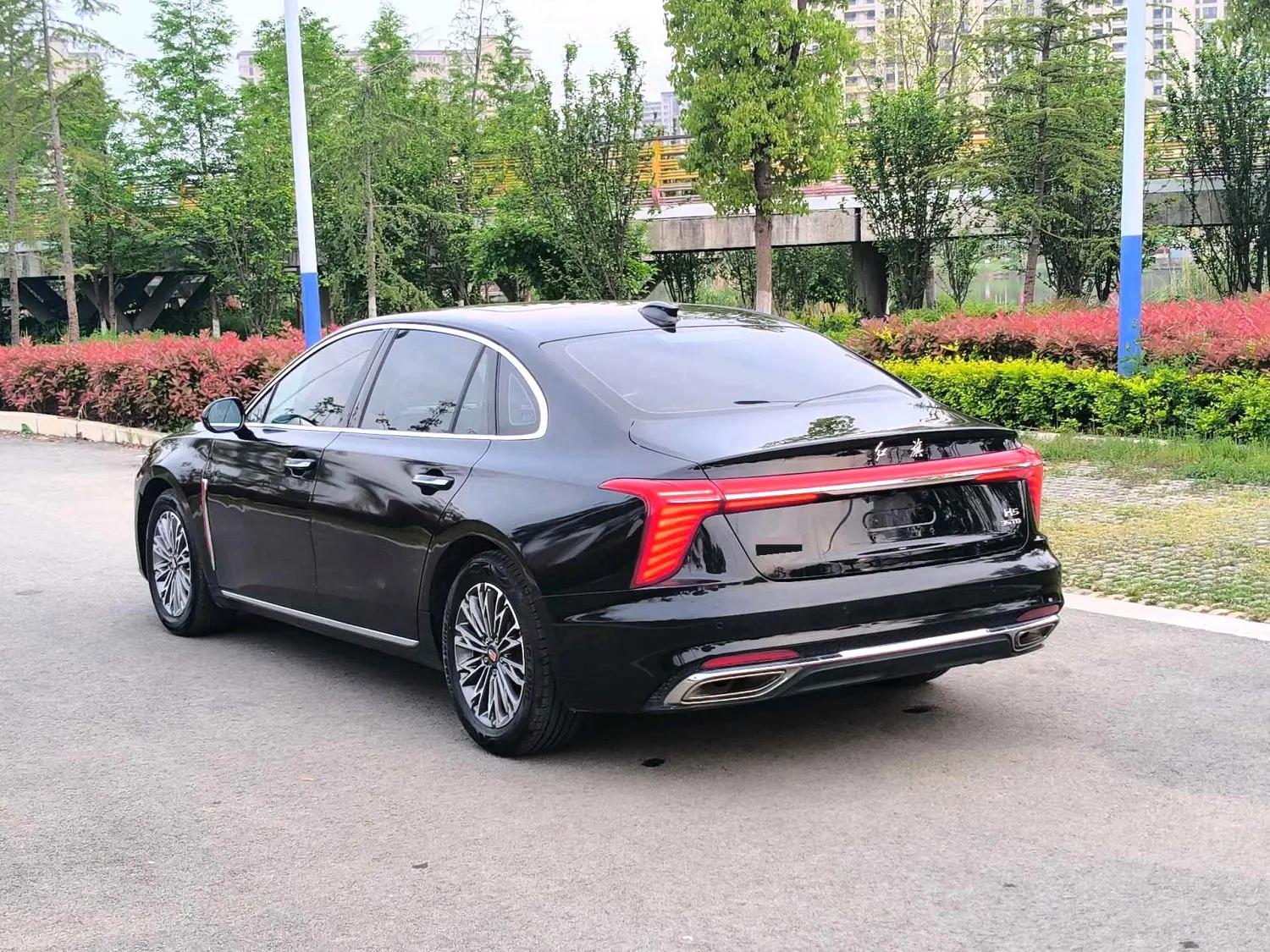 2023 Hongqi H5 - Main View