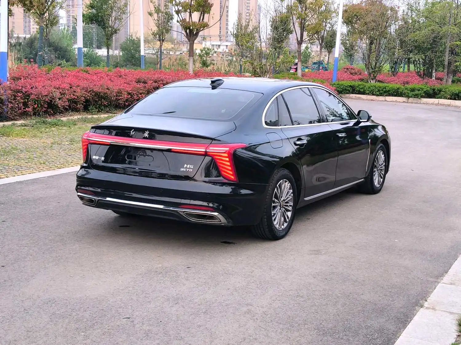 2023 Hongqi H5 - Main View