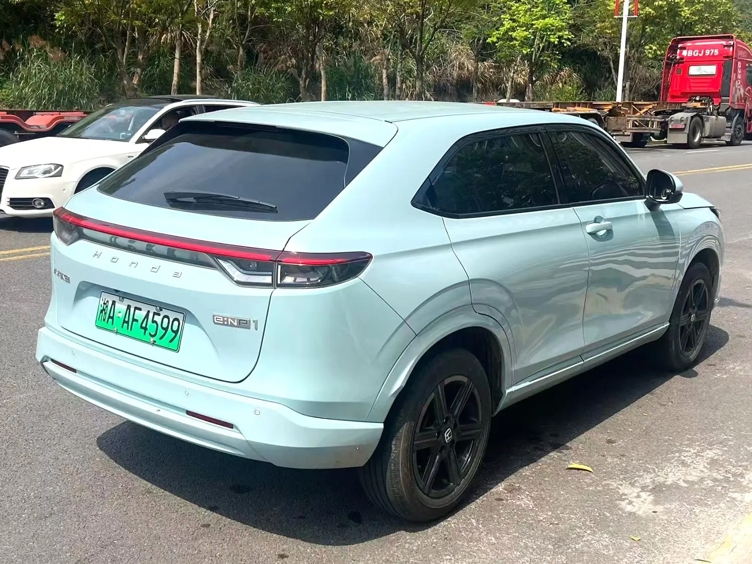 2025 Honda e:NP1 - Main View