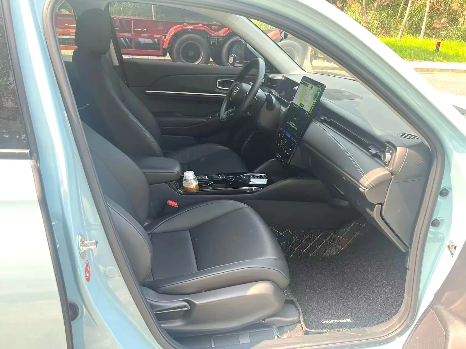 2025 Honda e:NP1 - Main View