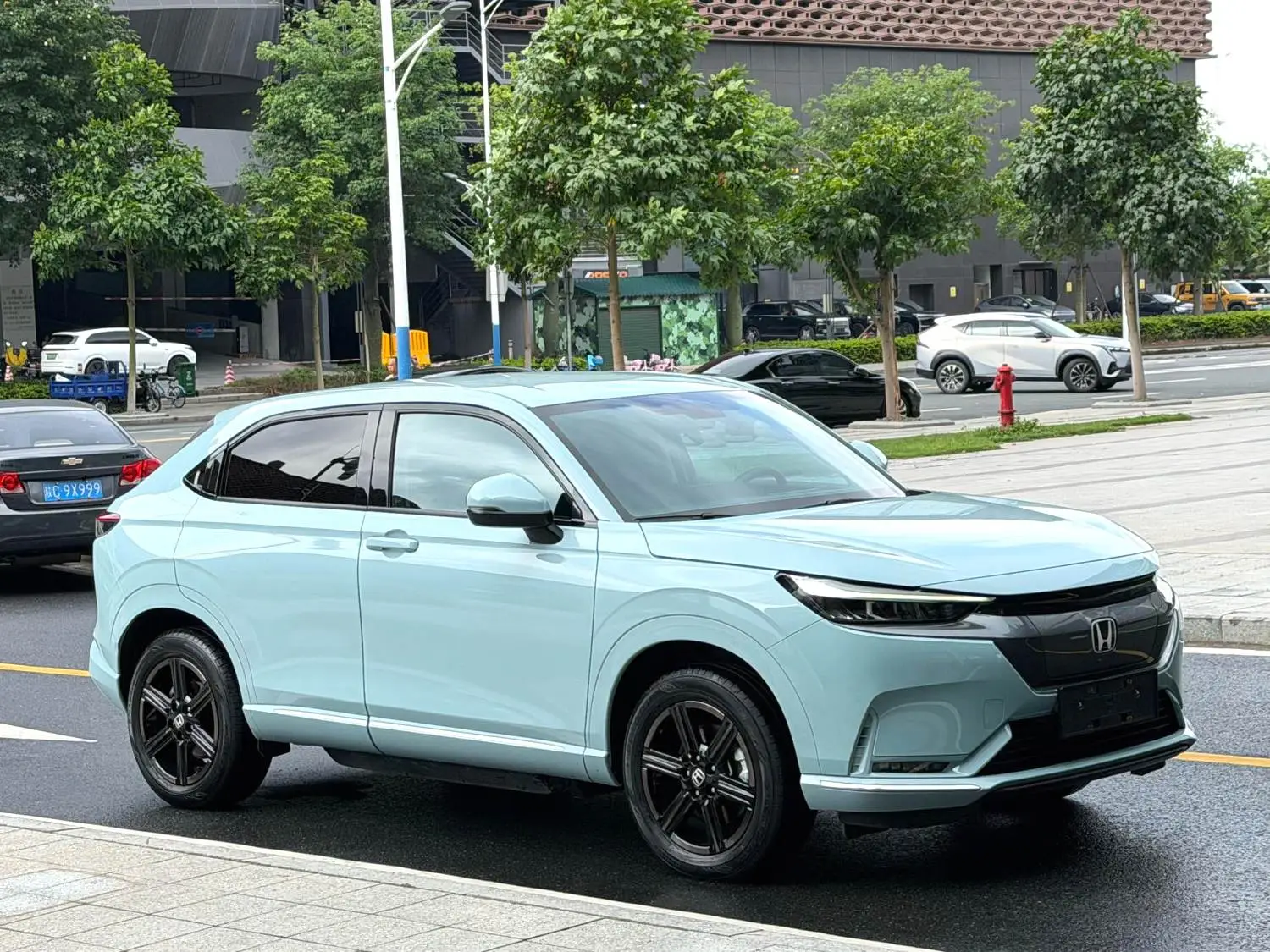2025 Honda e:NP1 - Main View