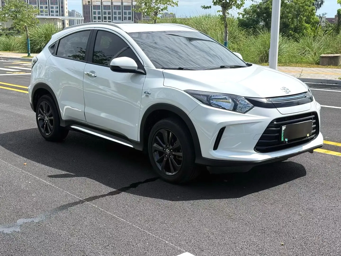 2022 Everus VE-1+ - Main View