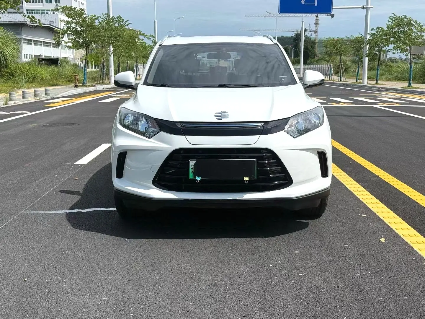 2022 Everus VE-1+ - Main View