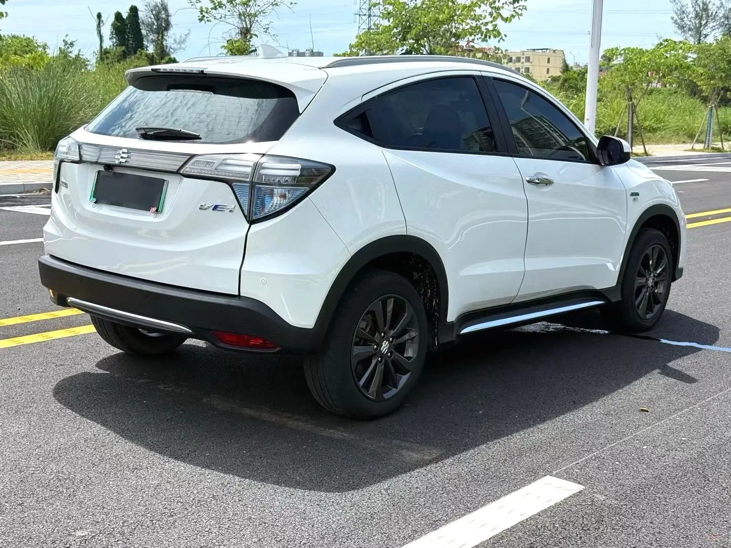 2022 Everus VE-1+ - Main View