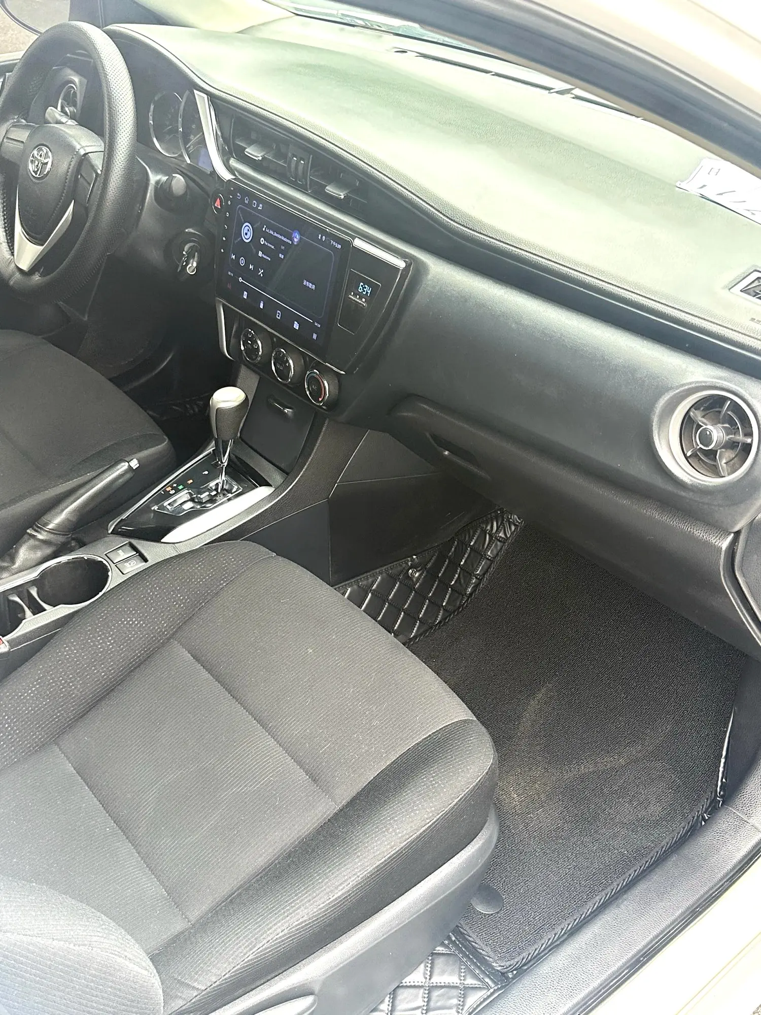 2018 Toyota Corolla - Main View