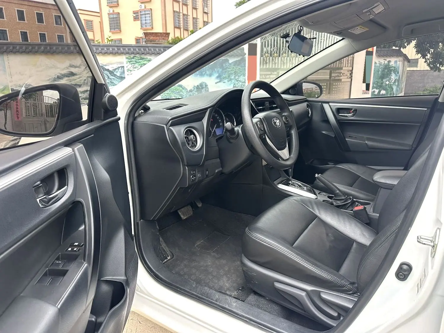 2019 Toyota Corolla - Main View