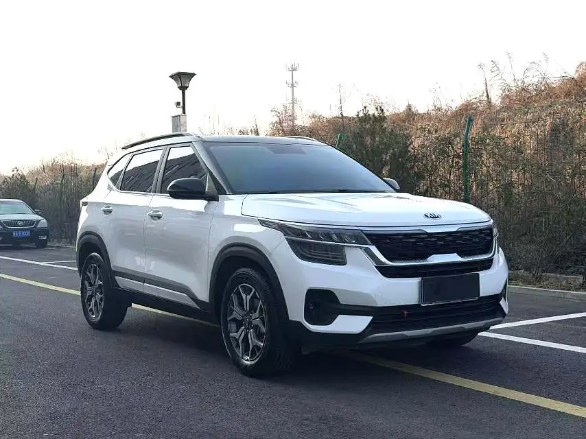 2021 Kia KX3 - Main View