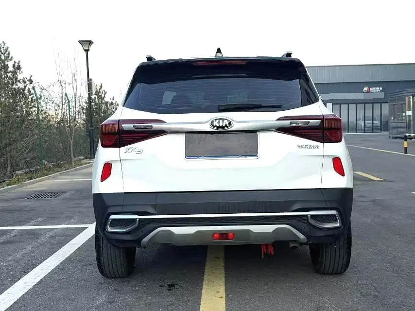 2021 Kia KX3 - Main View