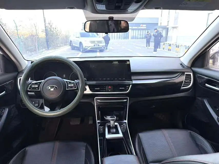 2021 Kia KX3 - Main View