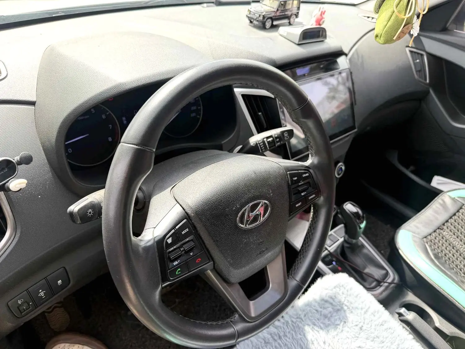 2017 Hyundai ix25 GLS - Main View