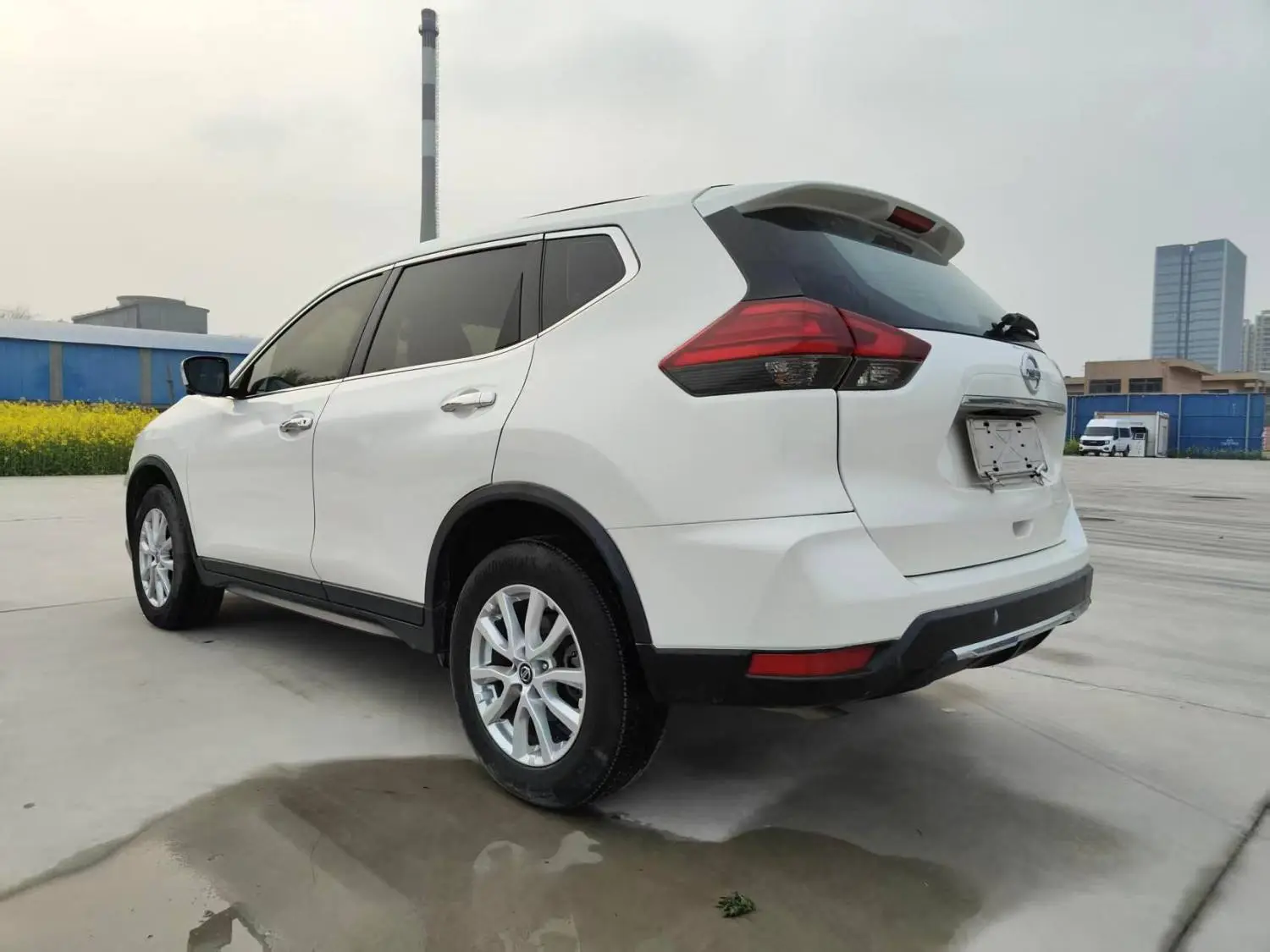 2020 Nissan X-Trail - Main View