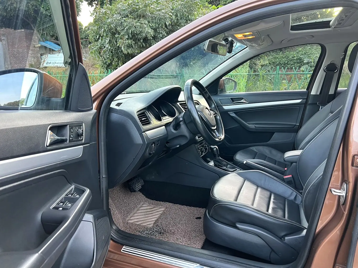 2017 VW Lavida - Main View
