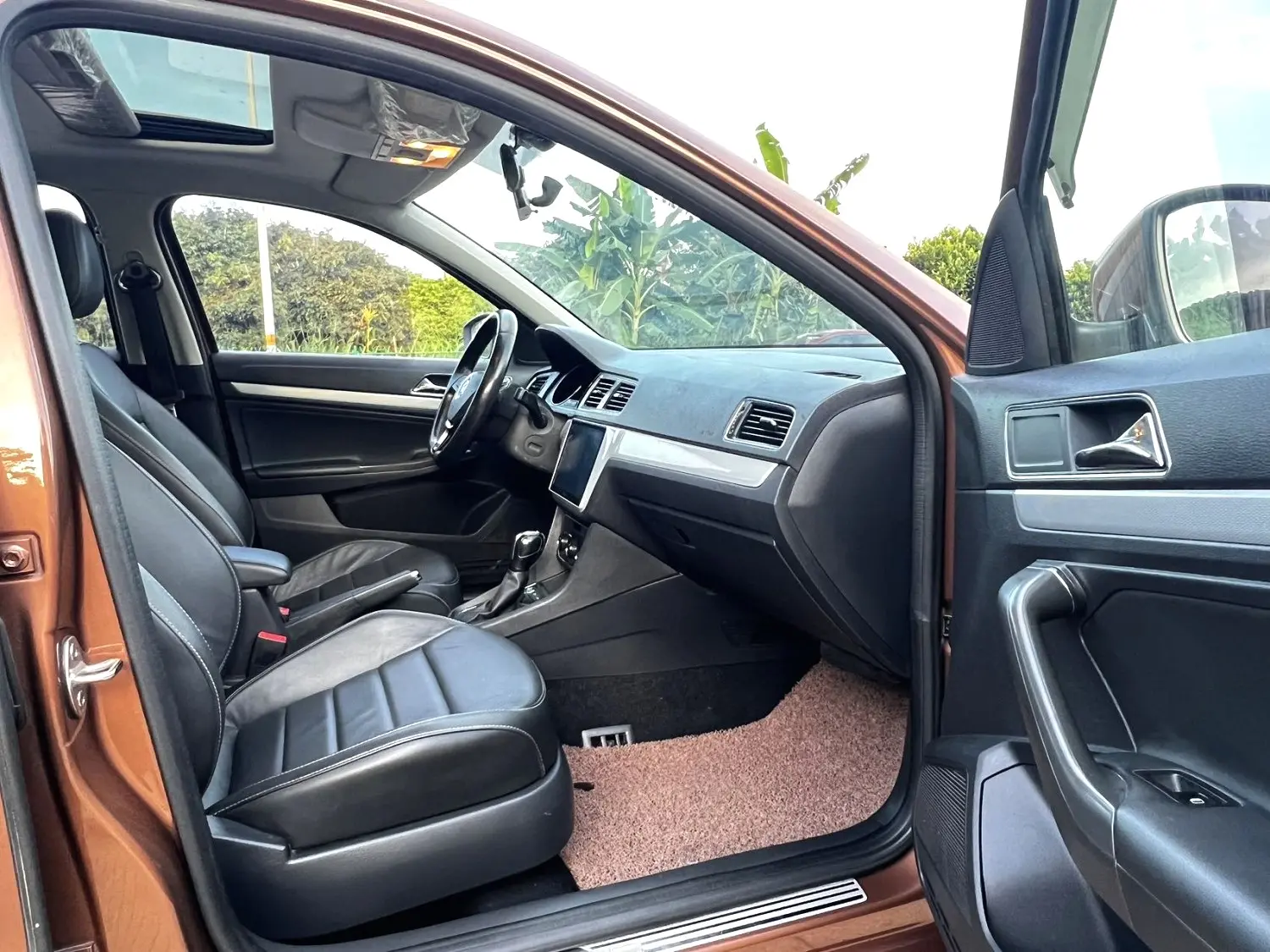 2017 VW Lavida - Main View