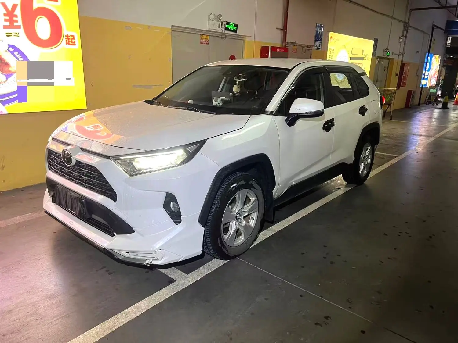 Toyota RAV4 2021