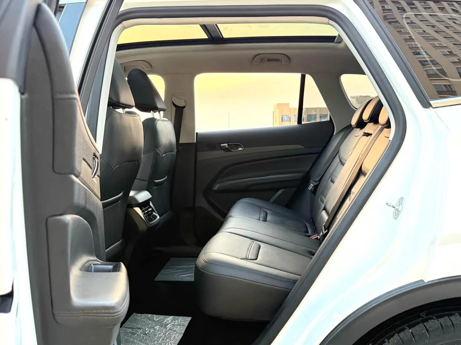 2022 Ford Equator Sport - Main View