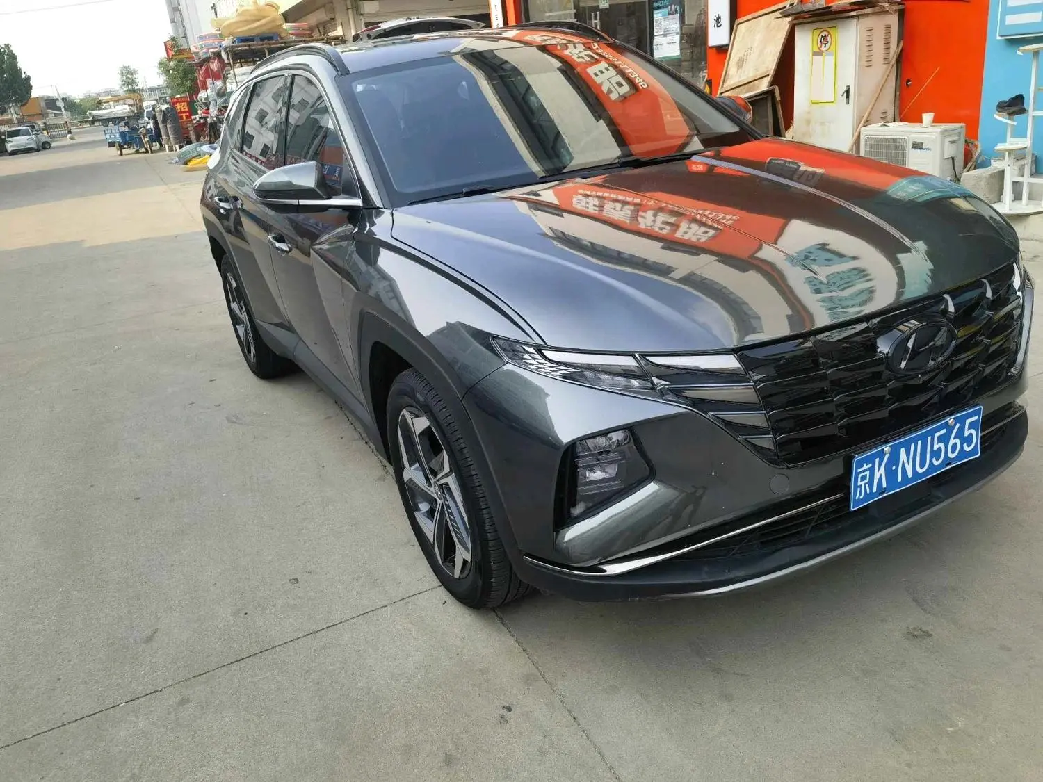 2023 Hyundai Tucson L - Main View