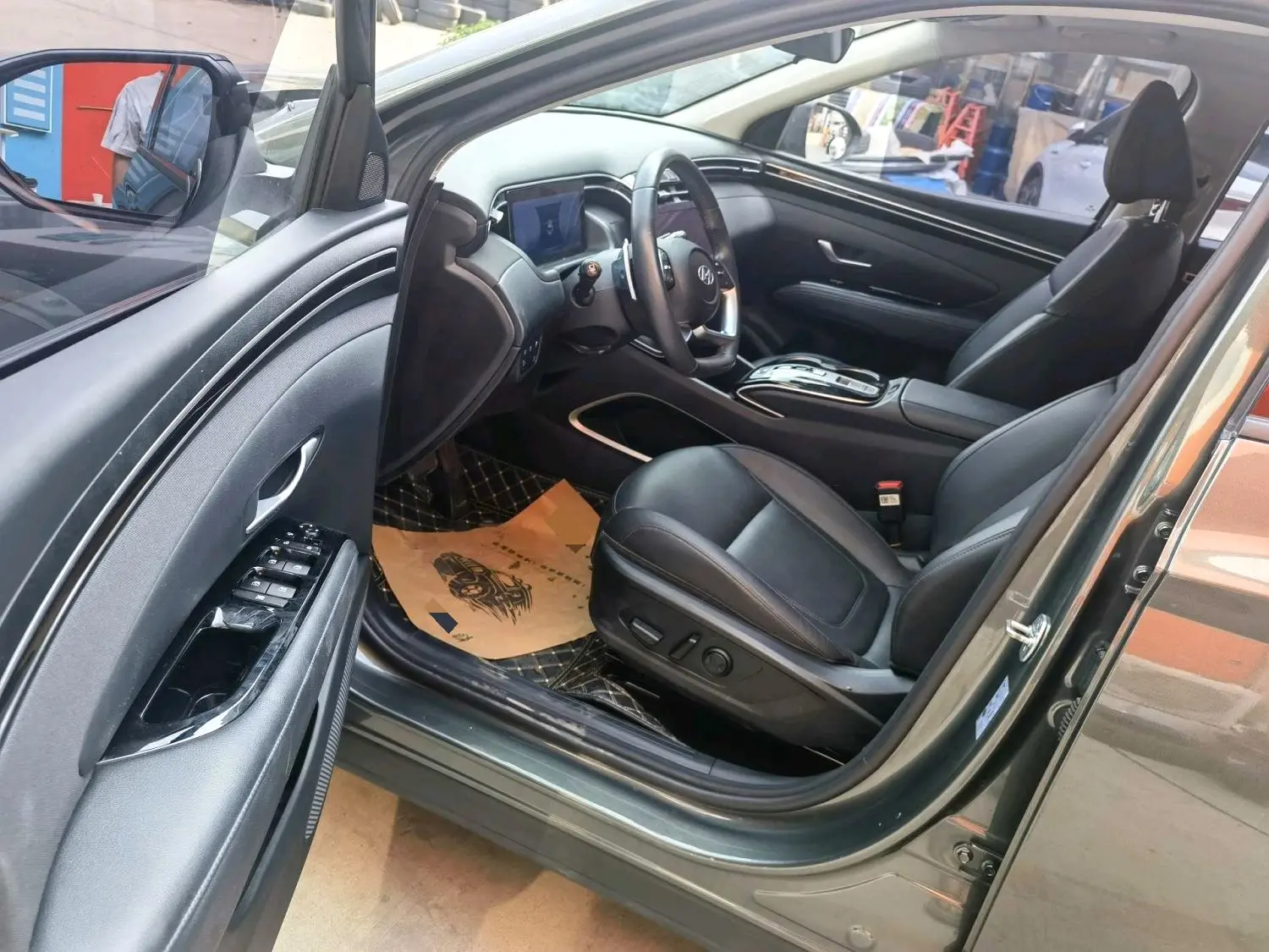 2023 Hyundai Tucson L - Main View