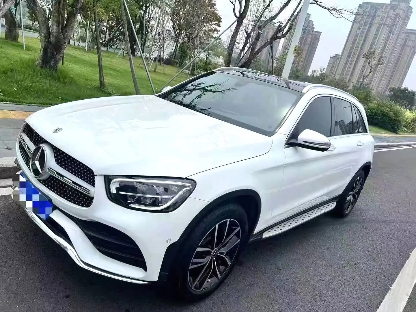 2022 Benz GLC 260L - Main View