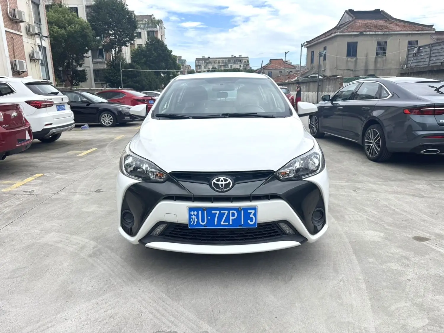 2019 Toyota Yaris L - Main View