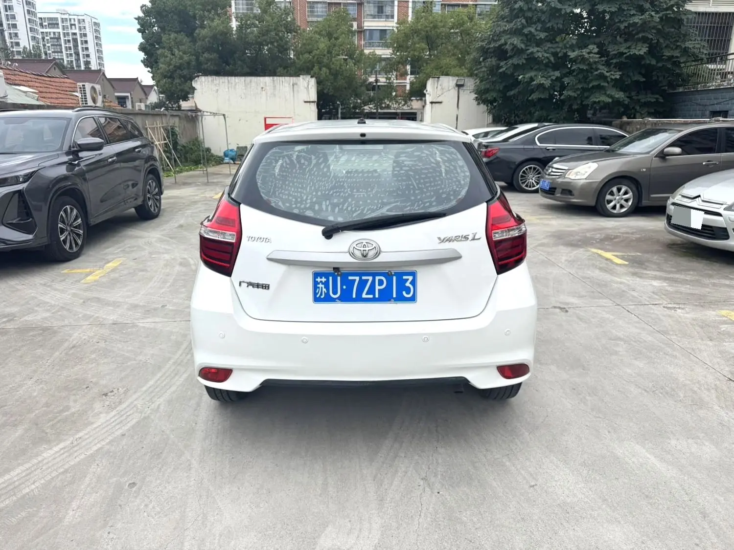 2019 Toyota Yaris L - Main View