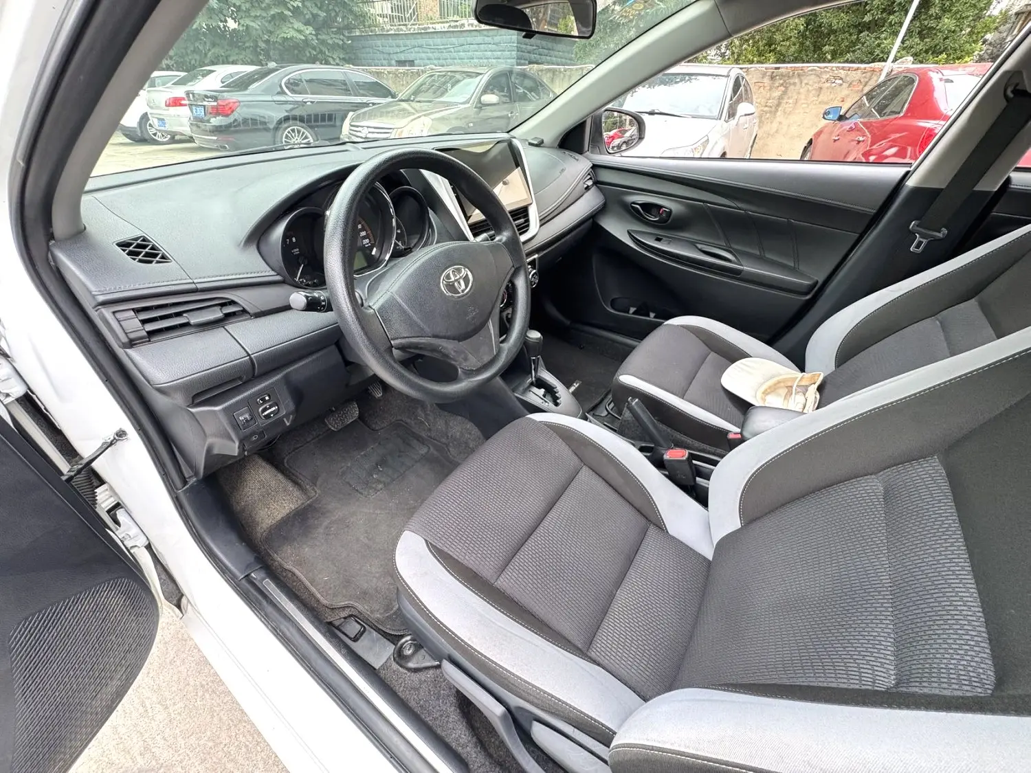 2019 Toyota Yaris L - Main View