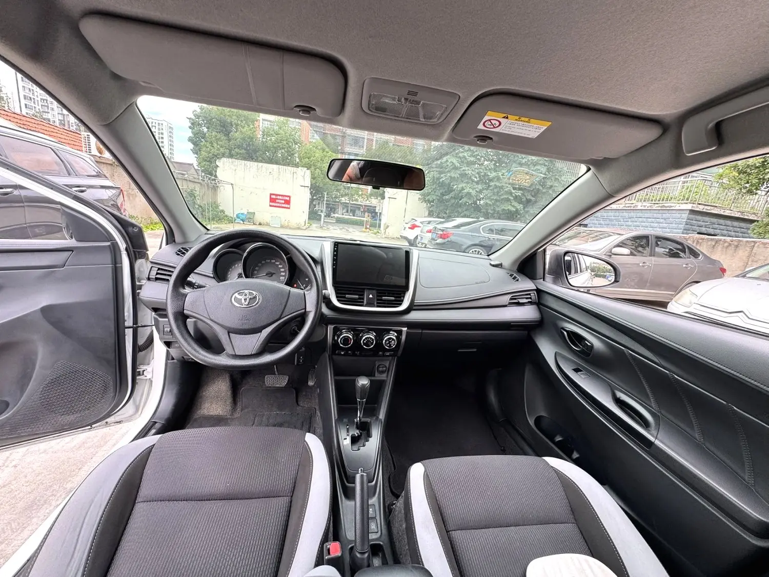 2019 Toyota Yaris L - Main View