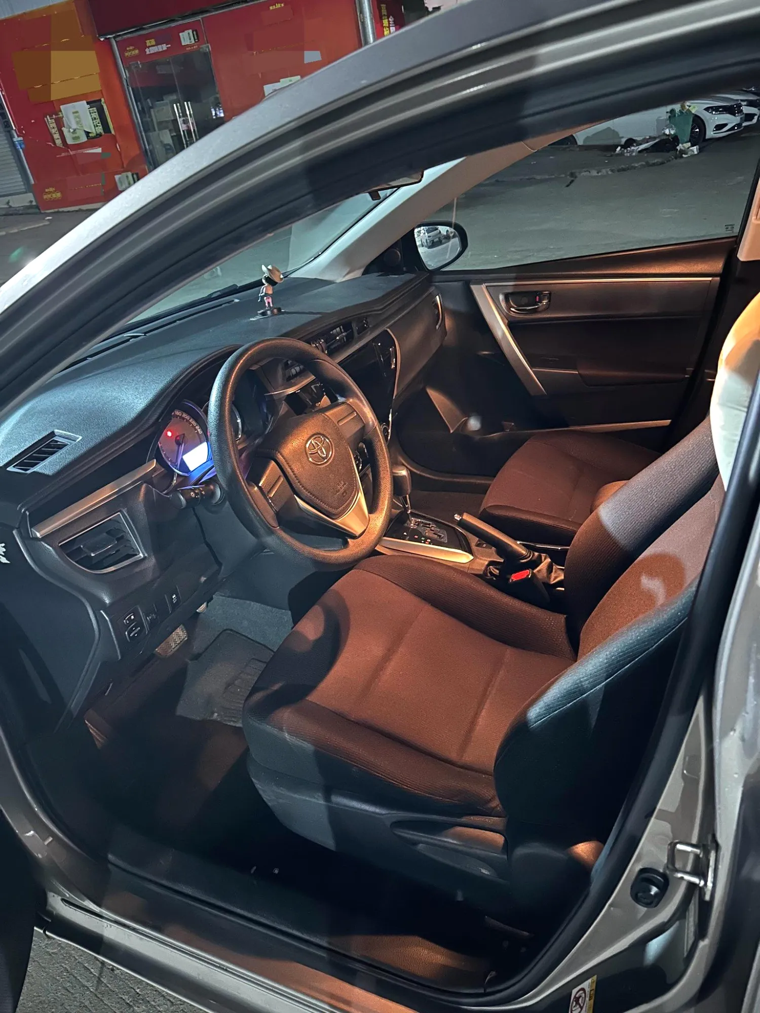 2016 Toyota Corolla - Main View