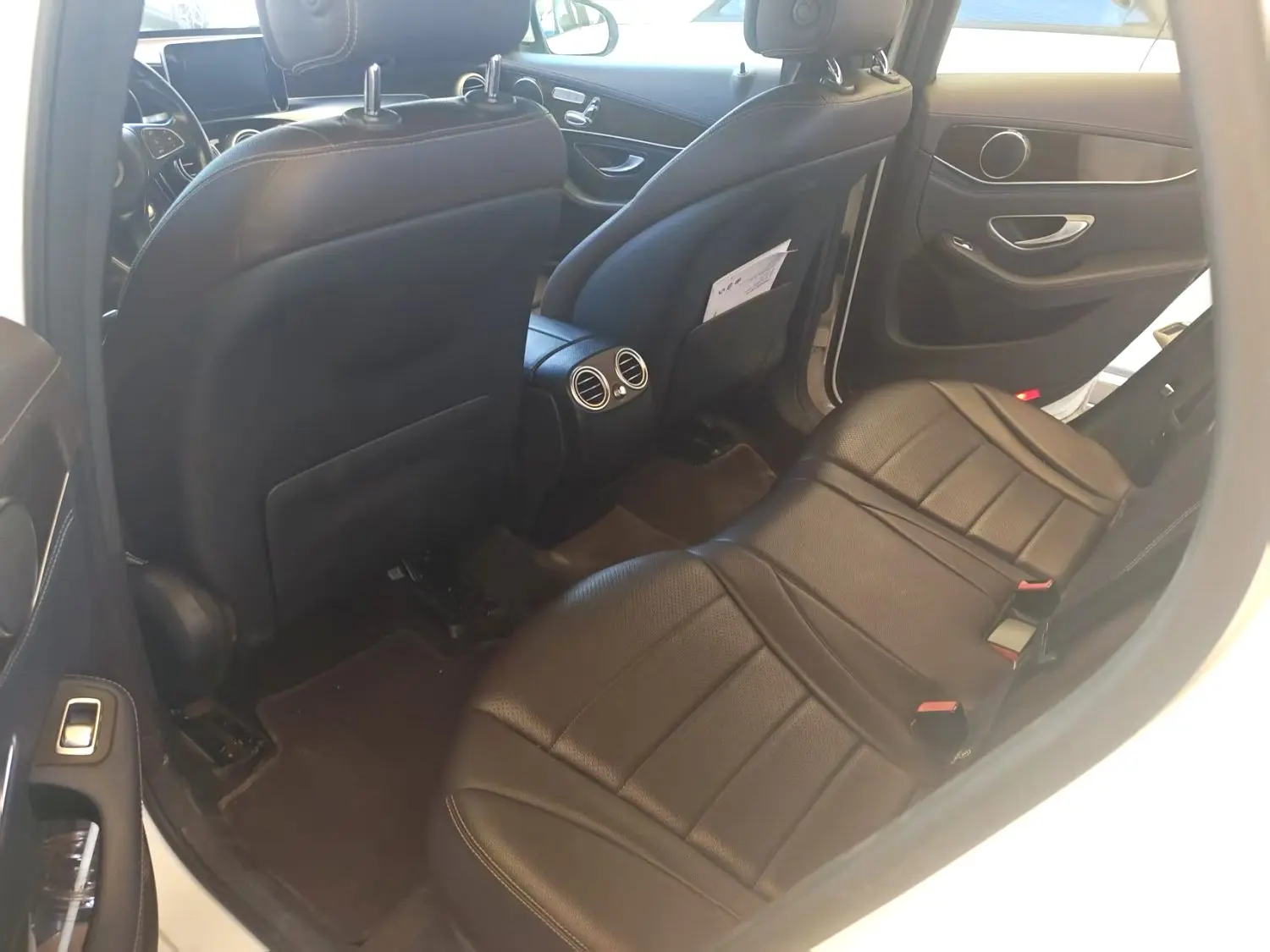 2017 Benz GLC 260 - Main View