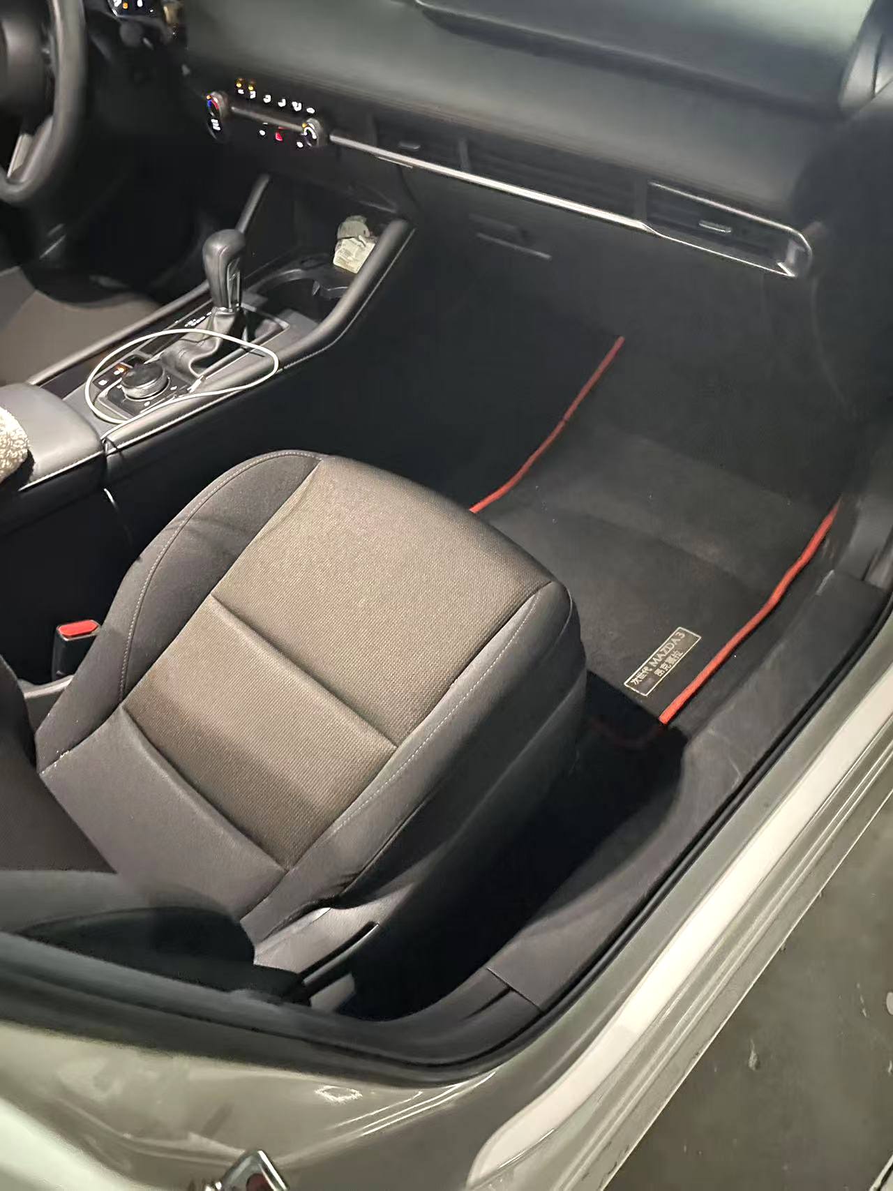 2021 Mazda Axela - Main View