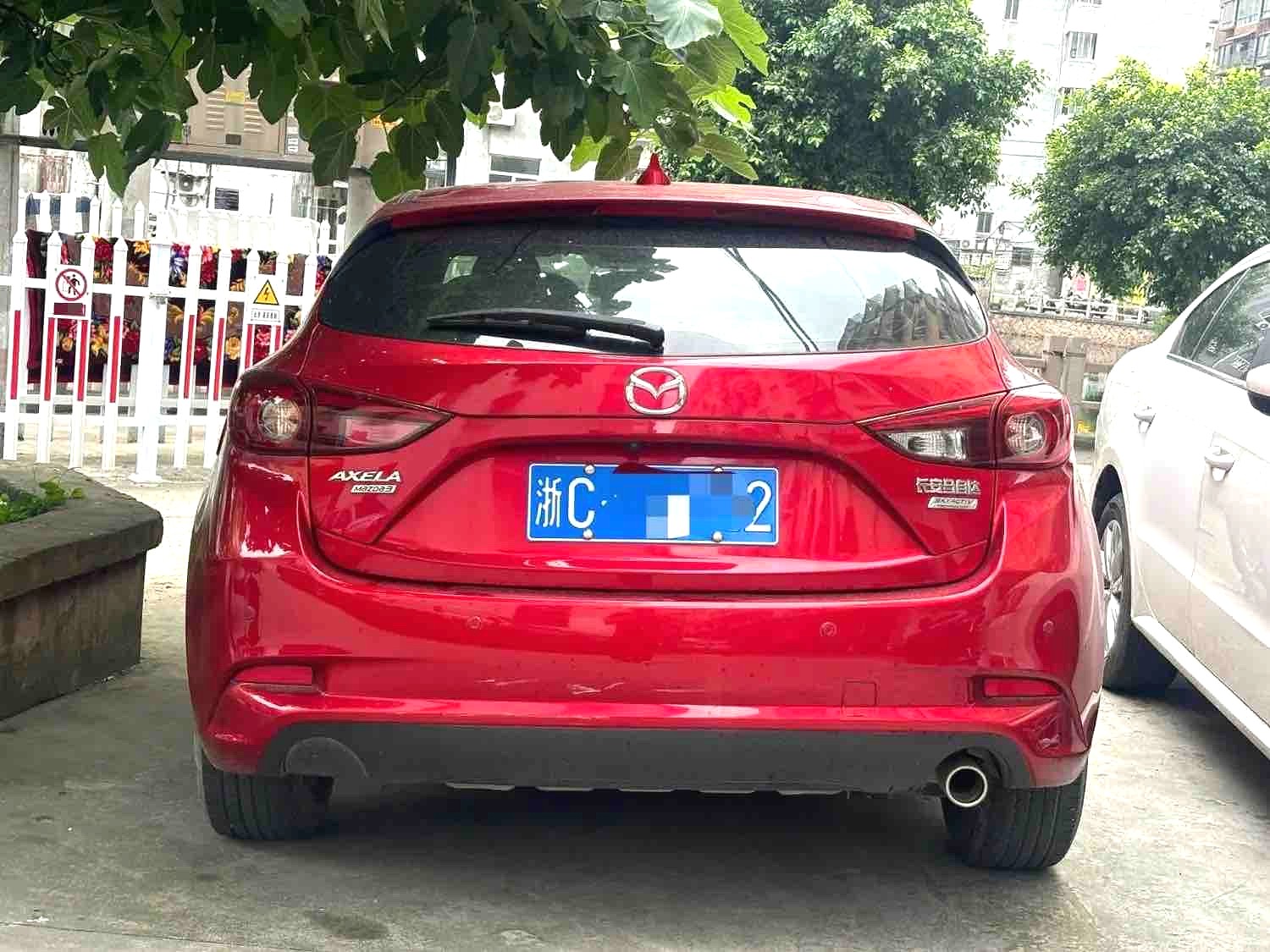 2020 Mazda Axela - Main View