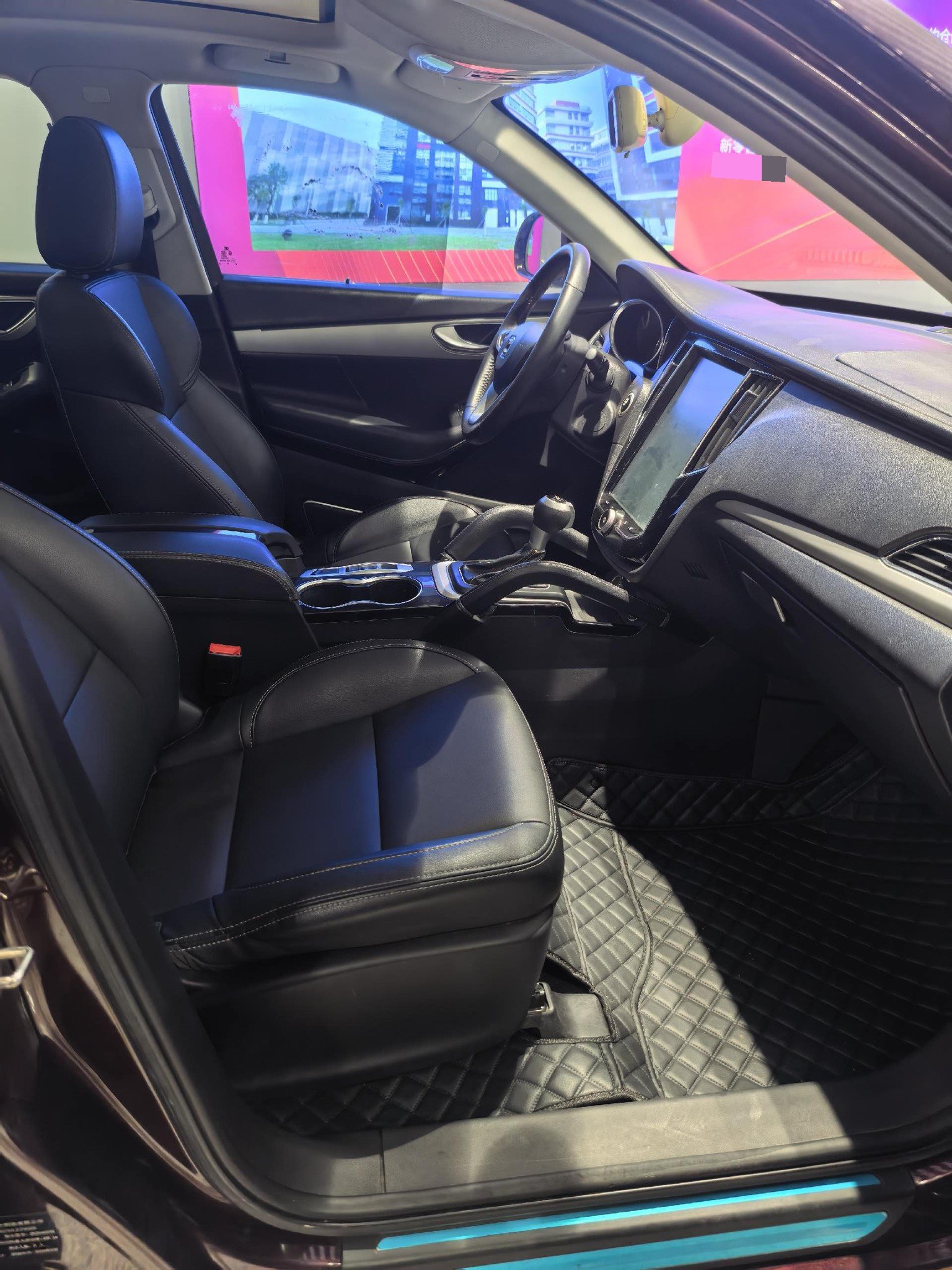 2016 Zotye SR7 - Main View