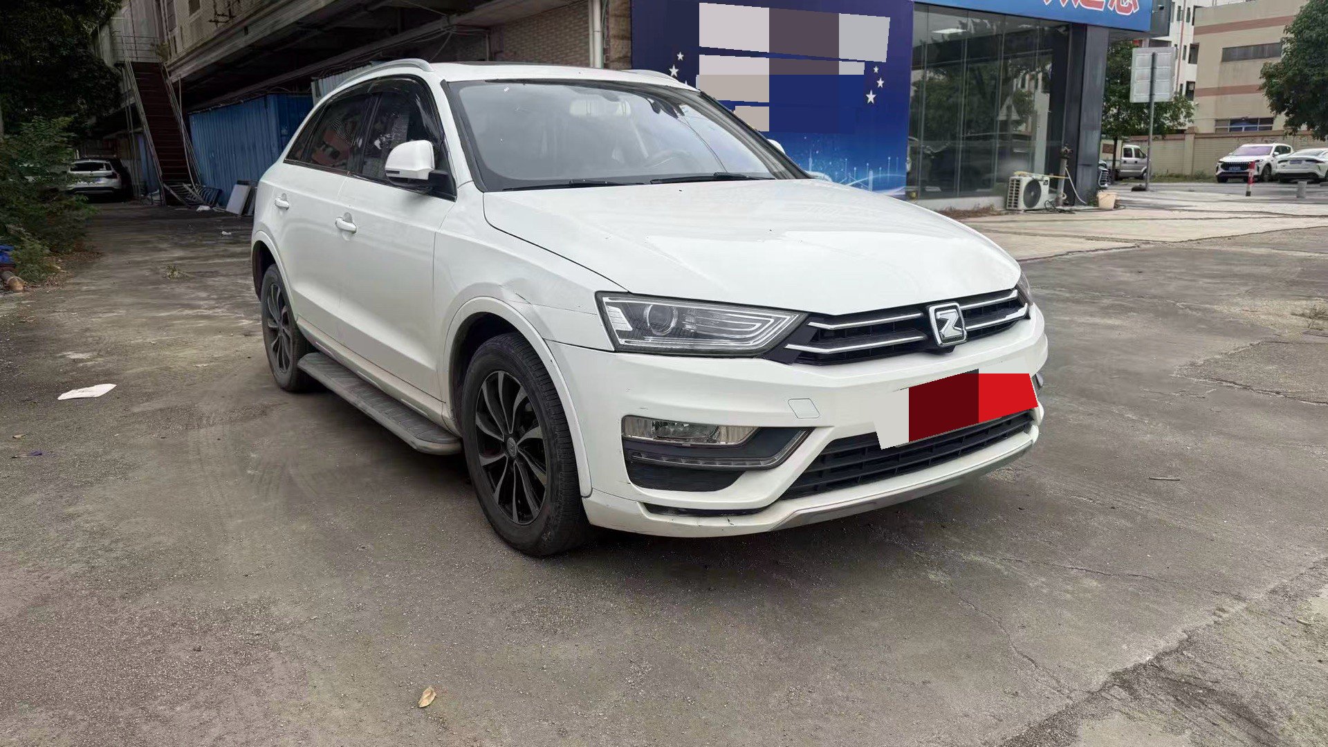 2016 Zotye SR7 - Main View