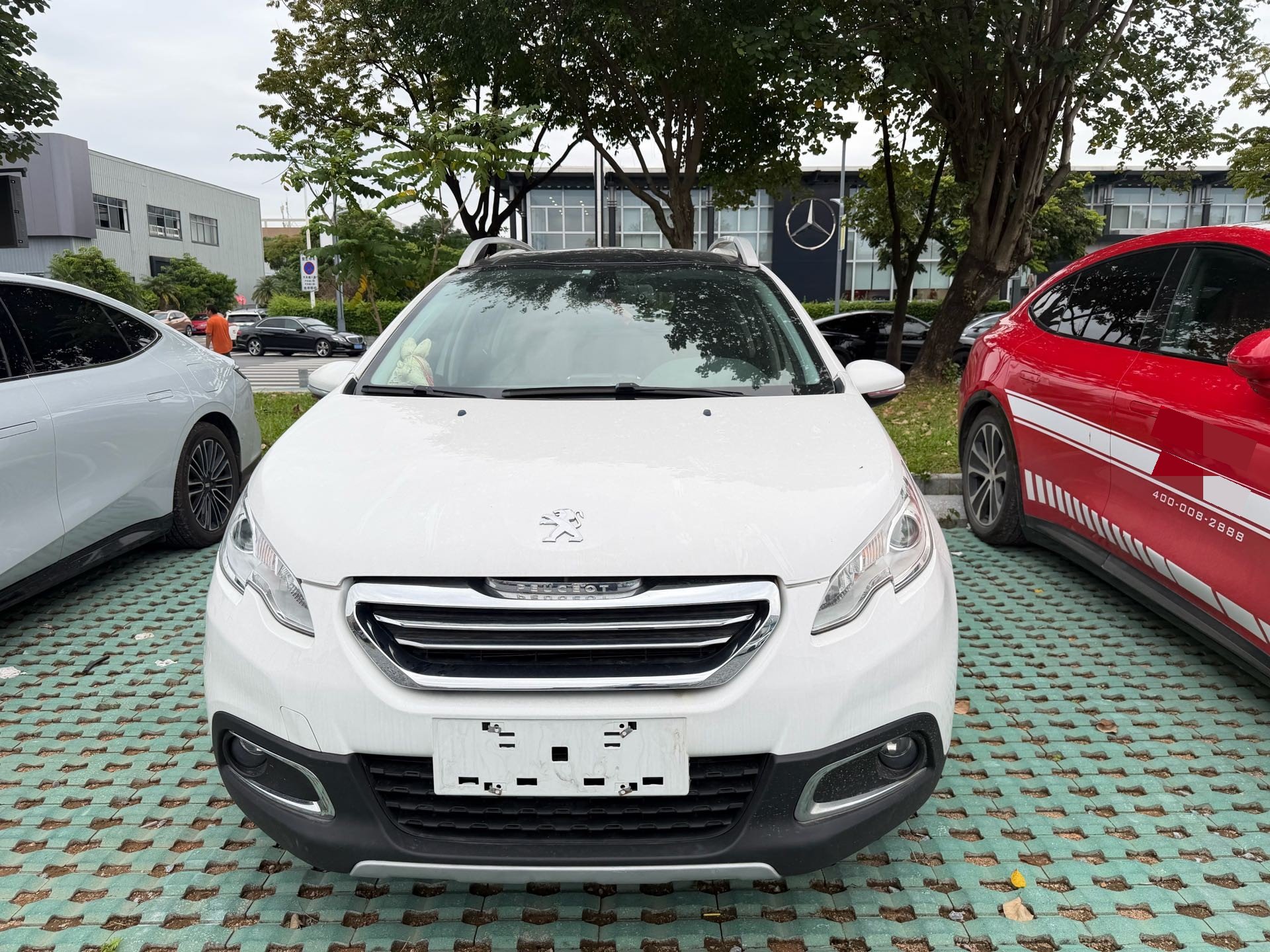 2014 Peugeot 2008 - Main View