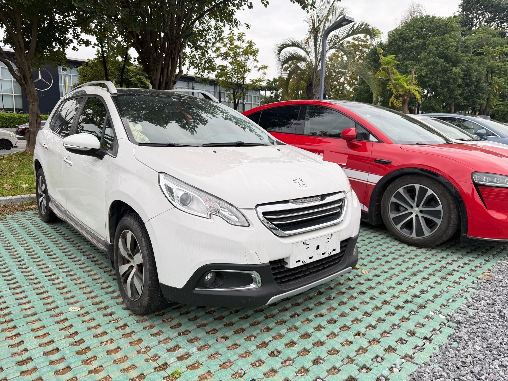 2014 Peugeot 2008 - Main View