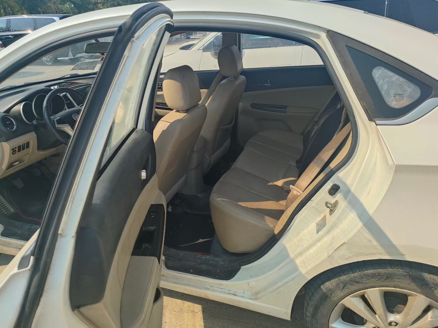 2014 Changan Eado - Main View