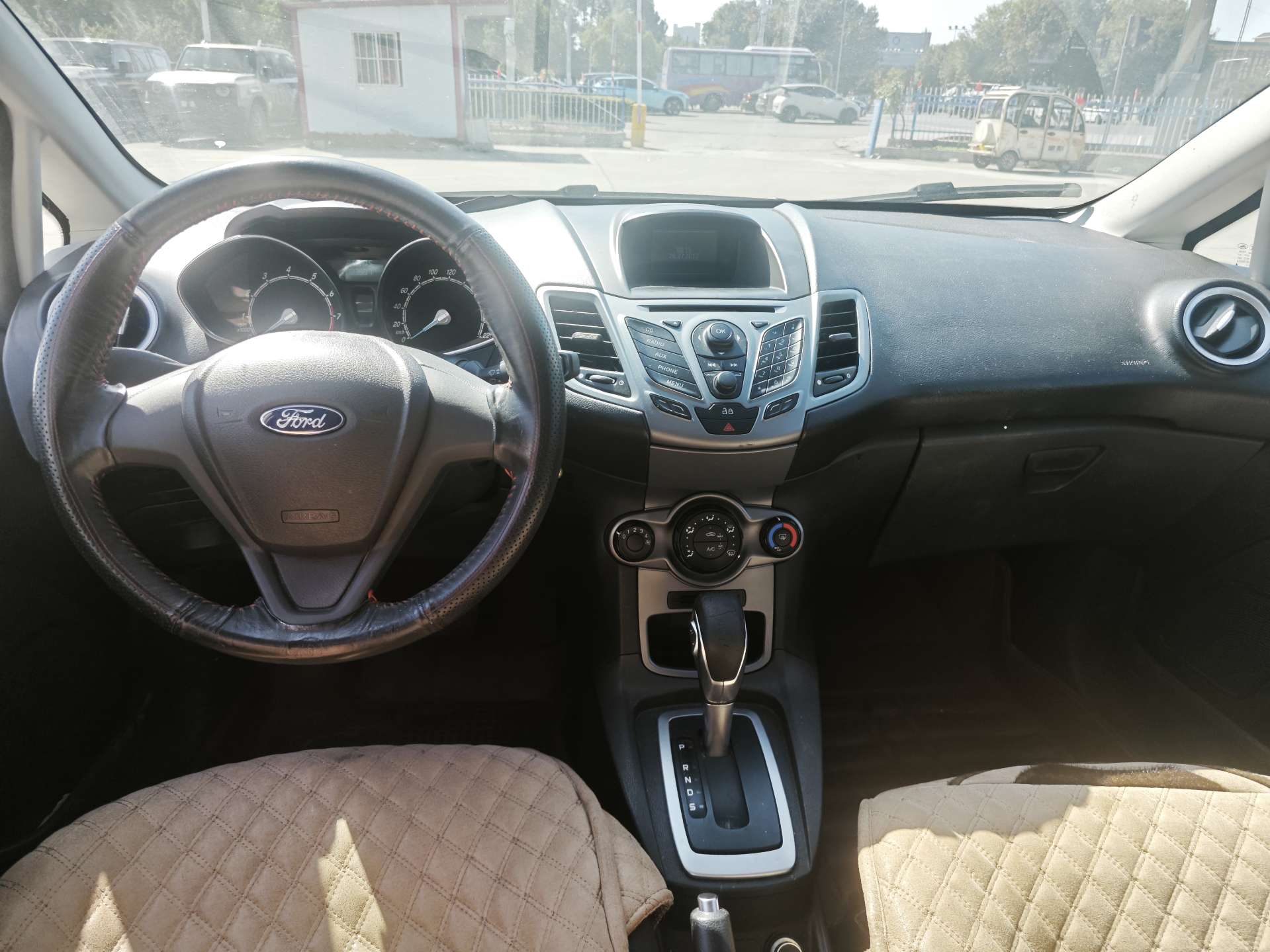 2013 Ford Fiesta - Main View