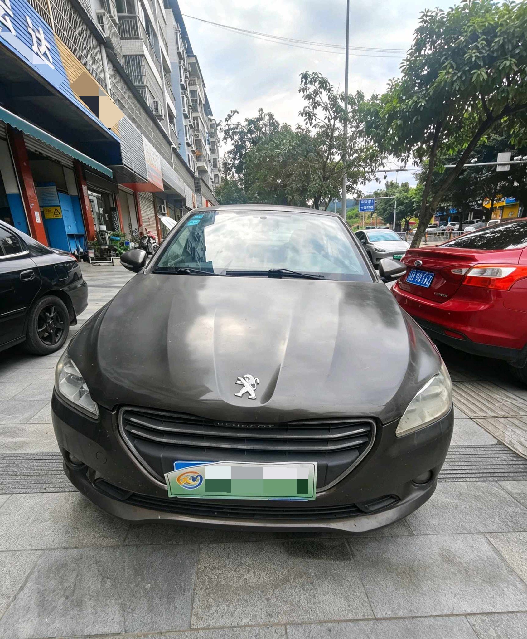 2014 Peugeot 301 - Main View