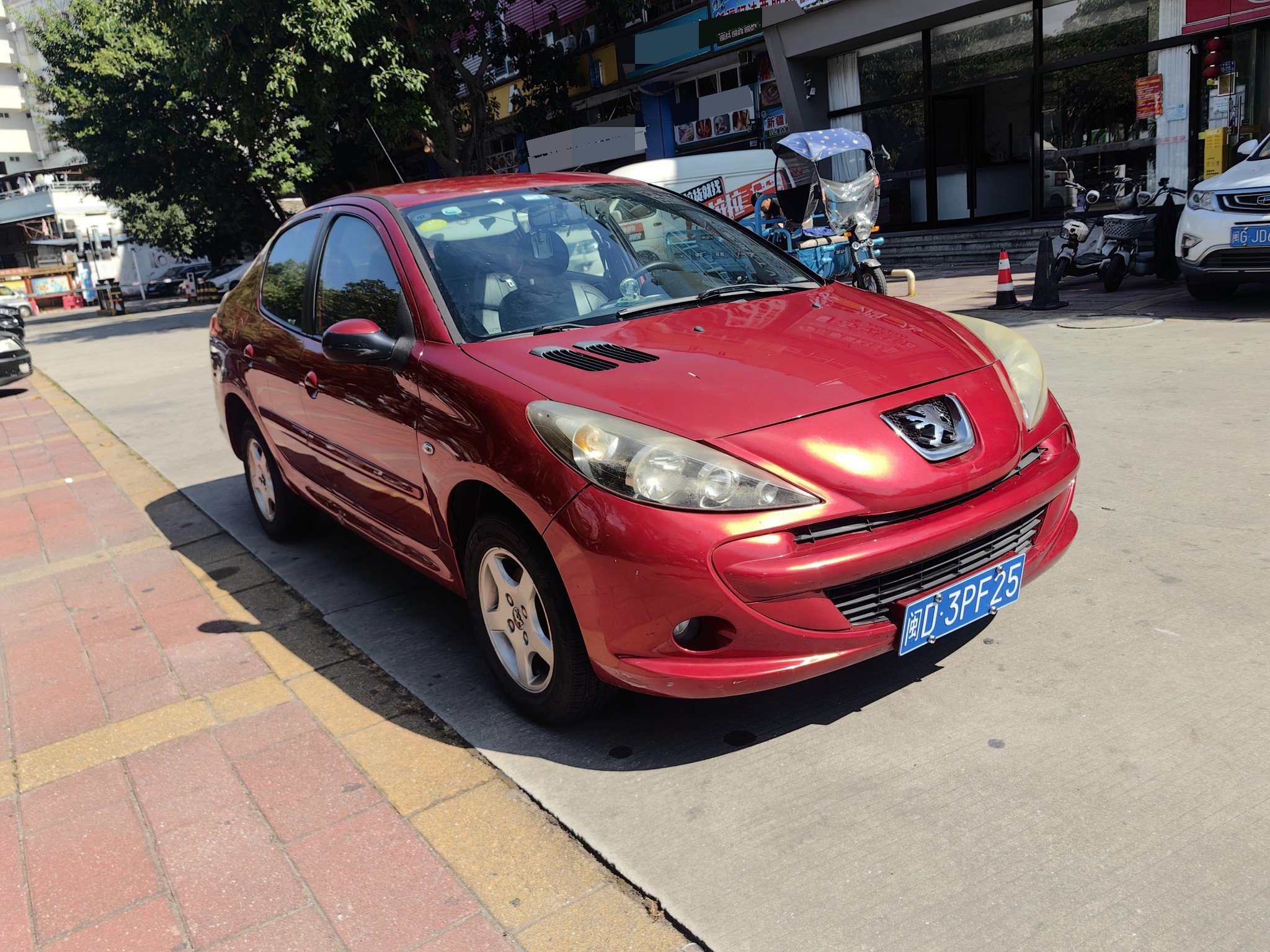 2011 Peugeot 207 - Main View