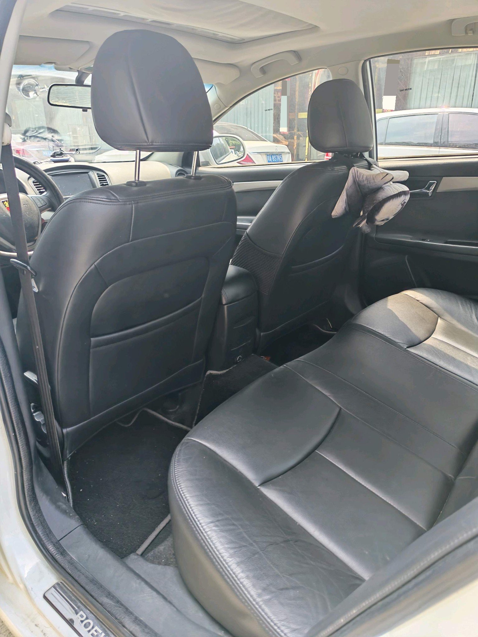 2011 Roewe 350 - Main View
