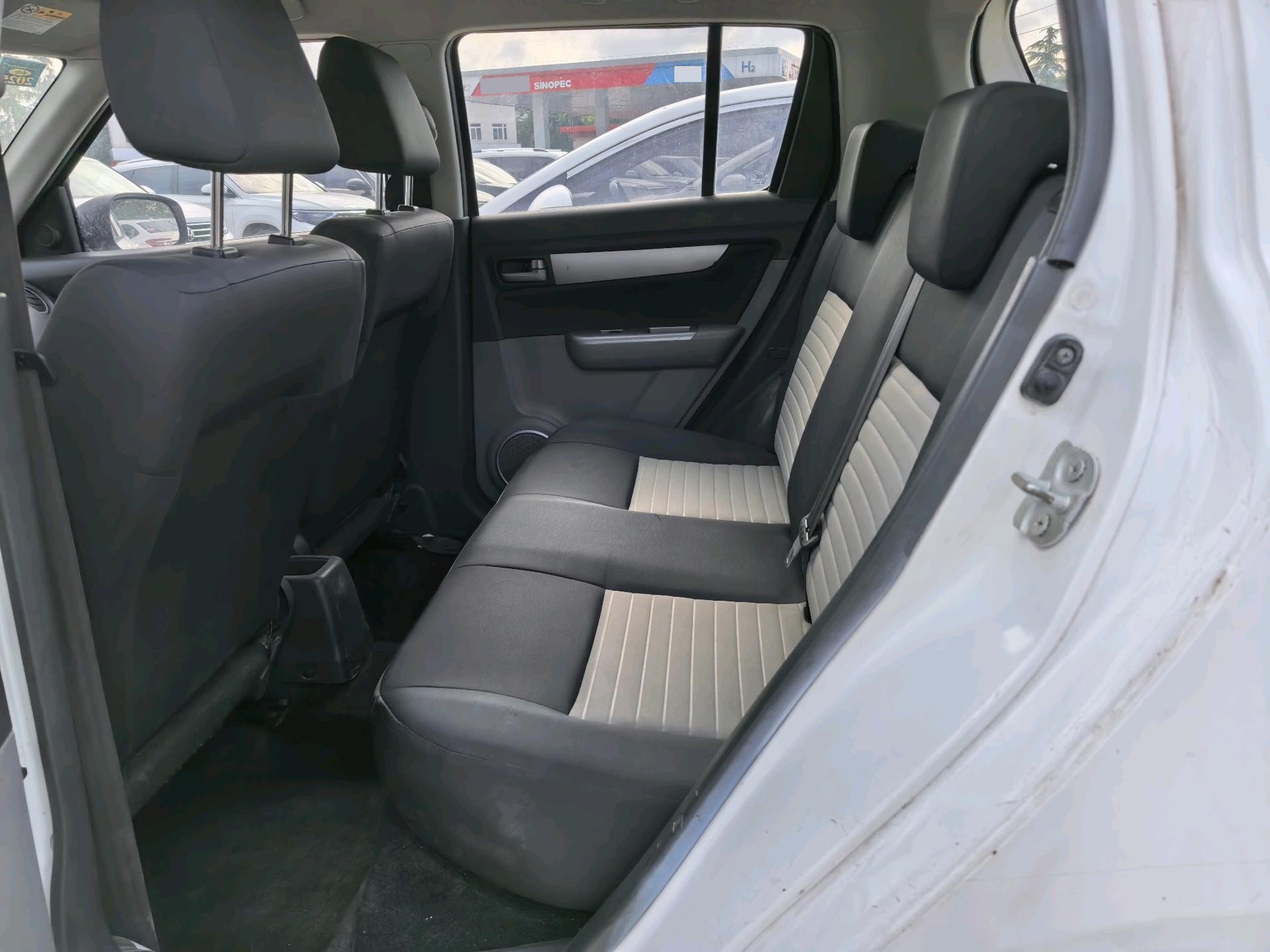 2018 Suzuki Swift - Main View