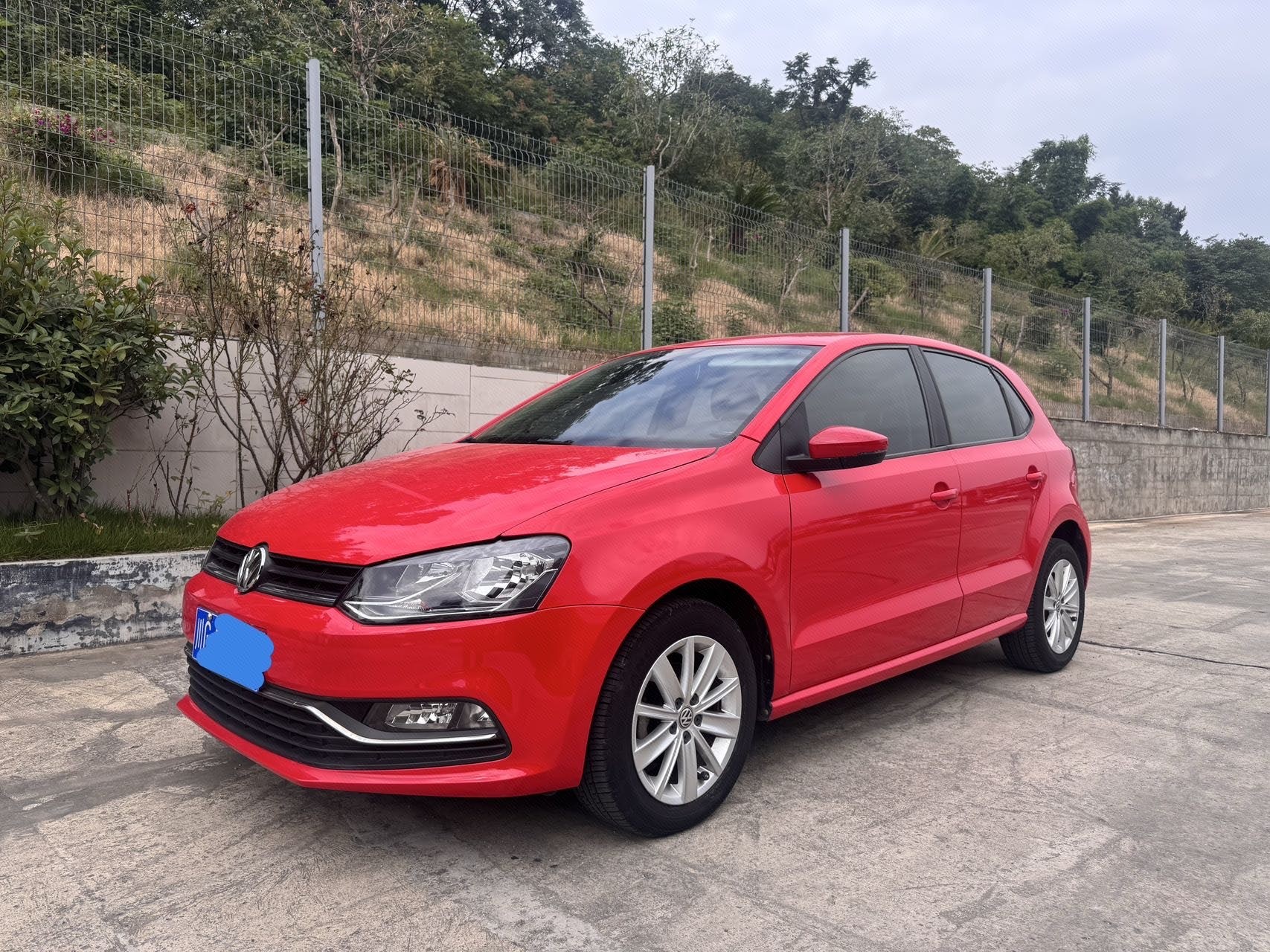 Volkswagen POLO 2015